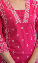 Pink Semi Cotton Floral Printed Salwar Suit