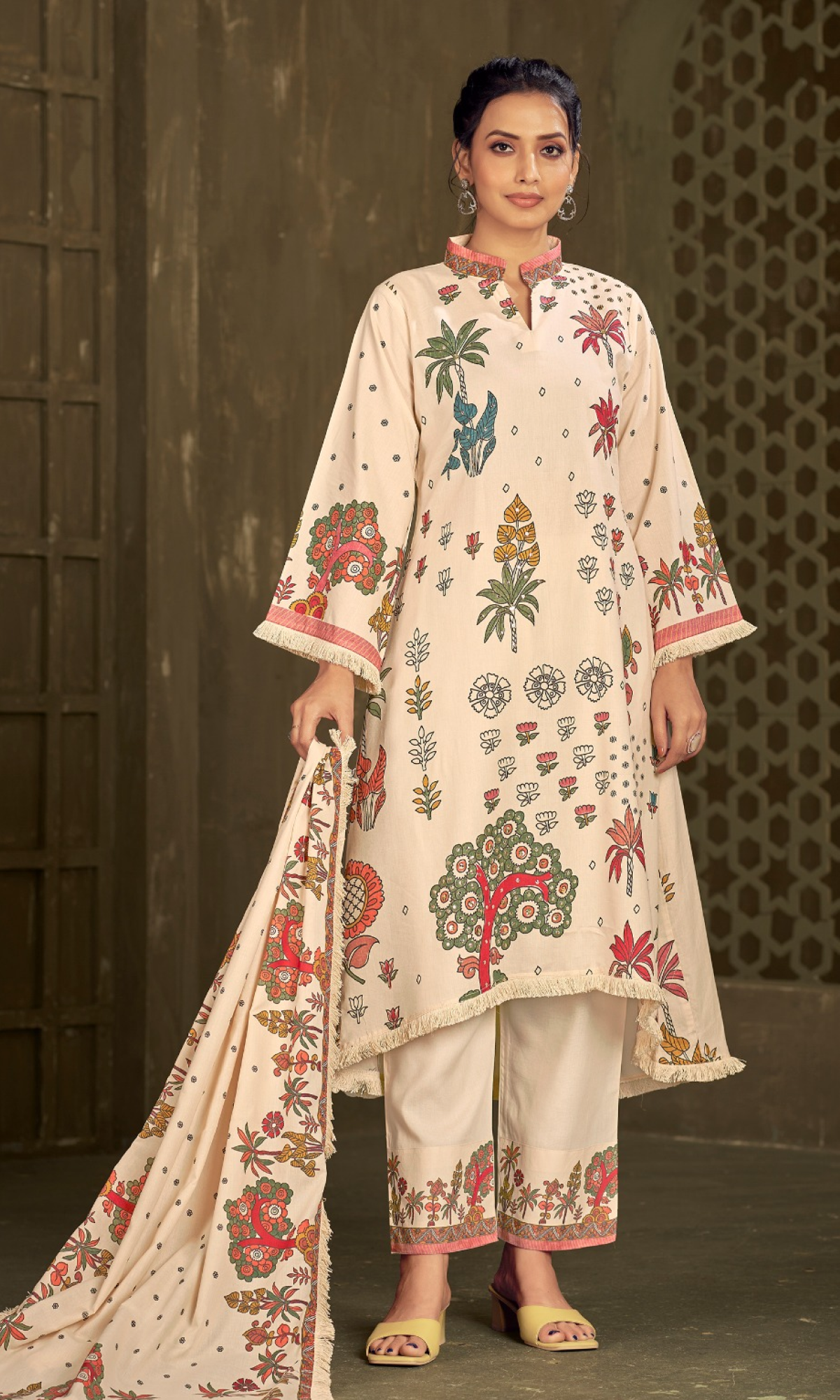 Cream Semi Cotton Floral Printed Salwar Suit