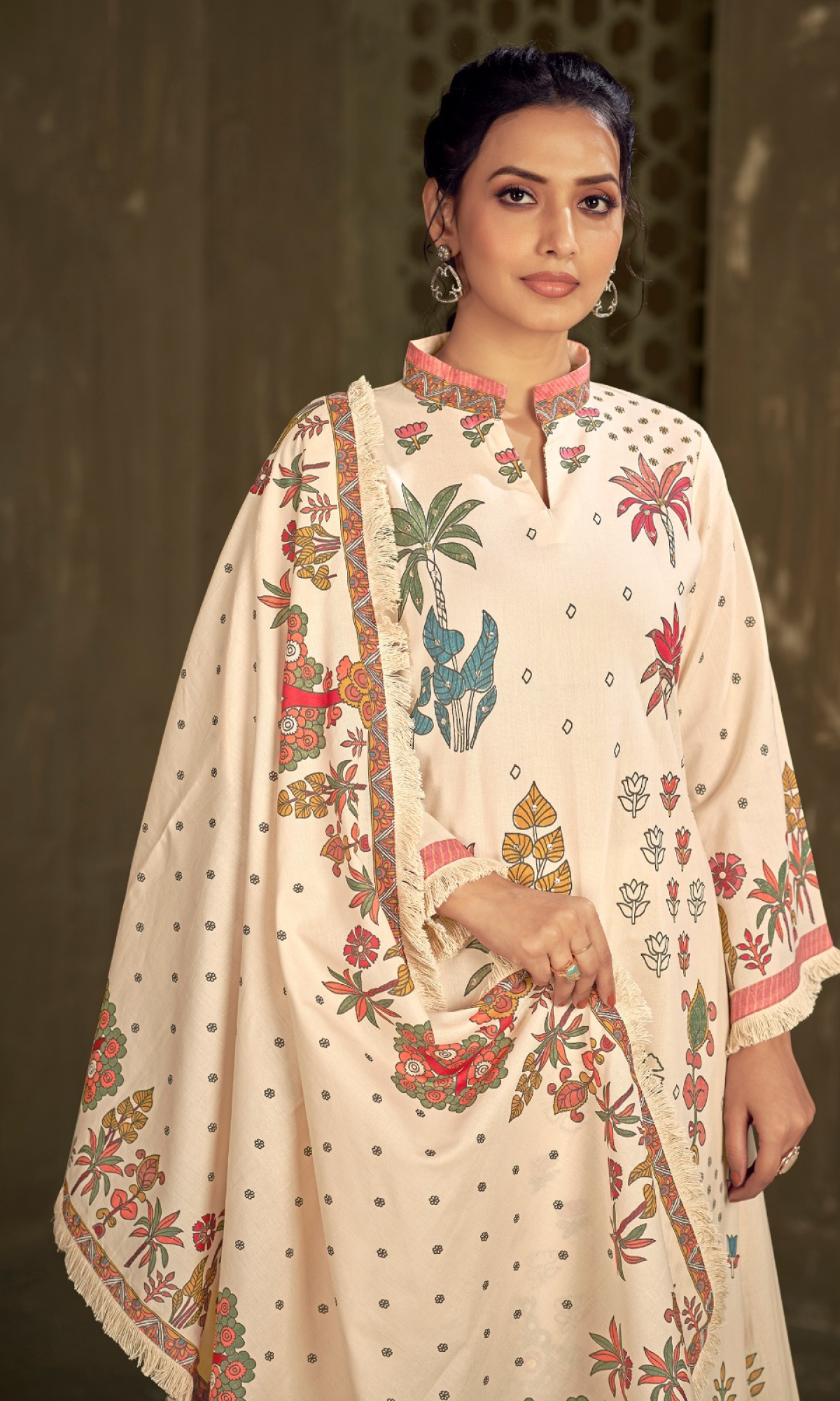Cream Semi Cotton Floral Printed Salwar Suit