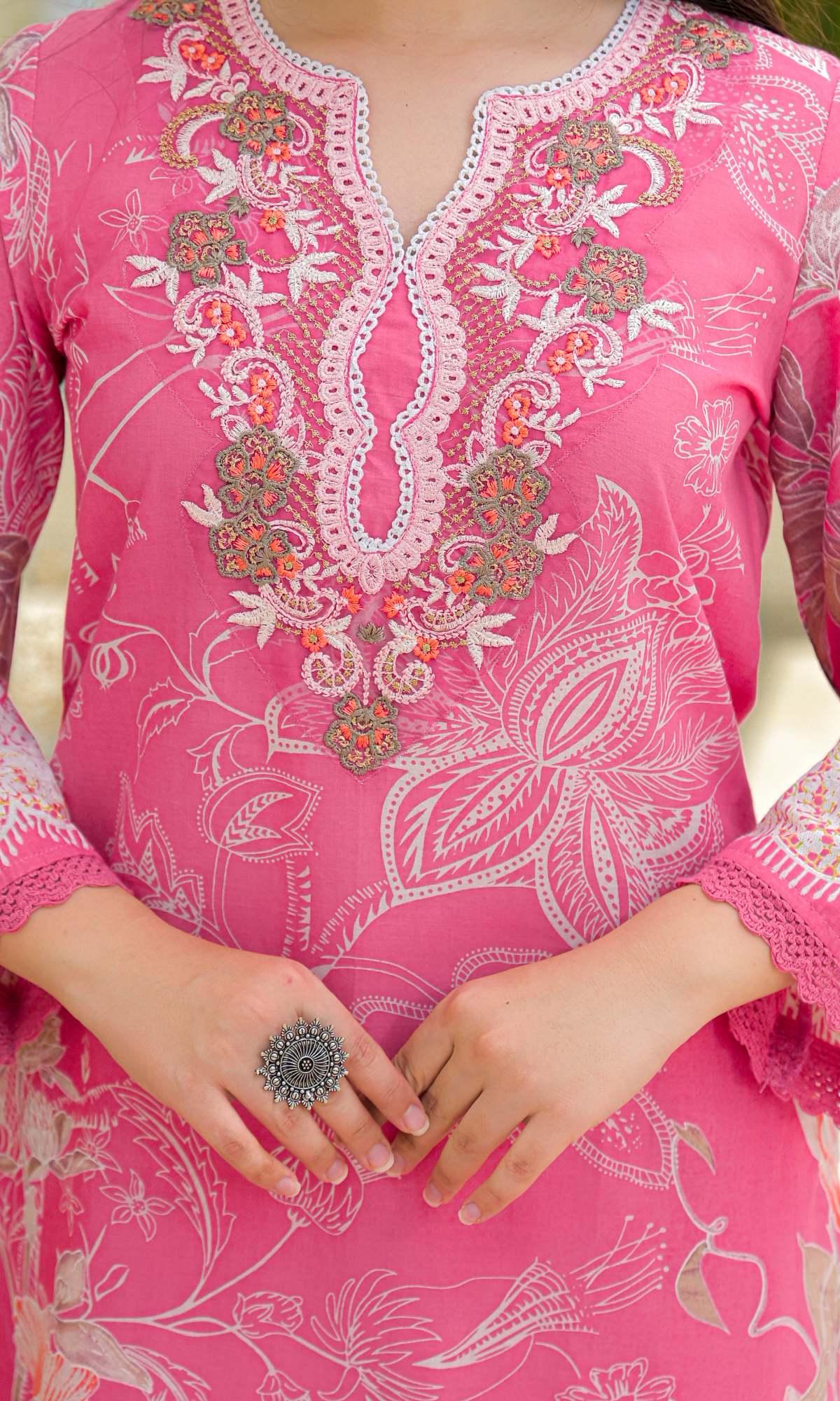 Pink Semi Cotton Floral Embroidered Salwar Suit