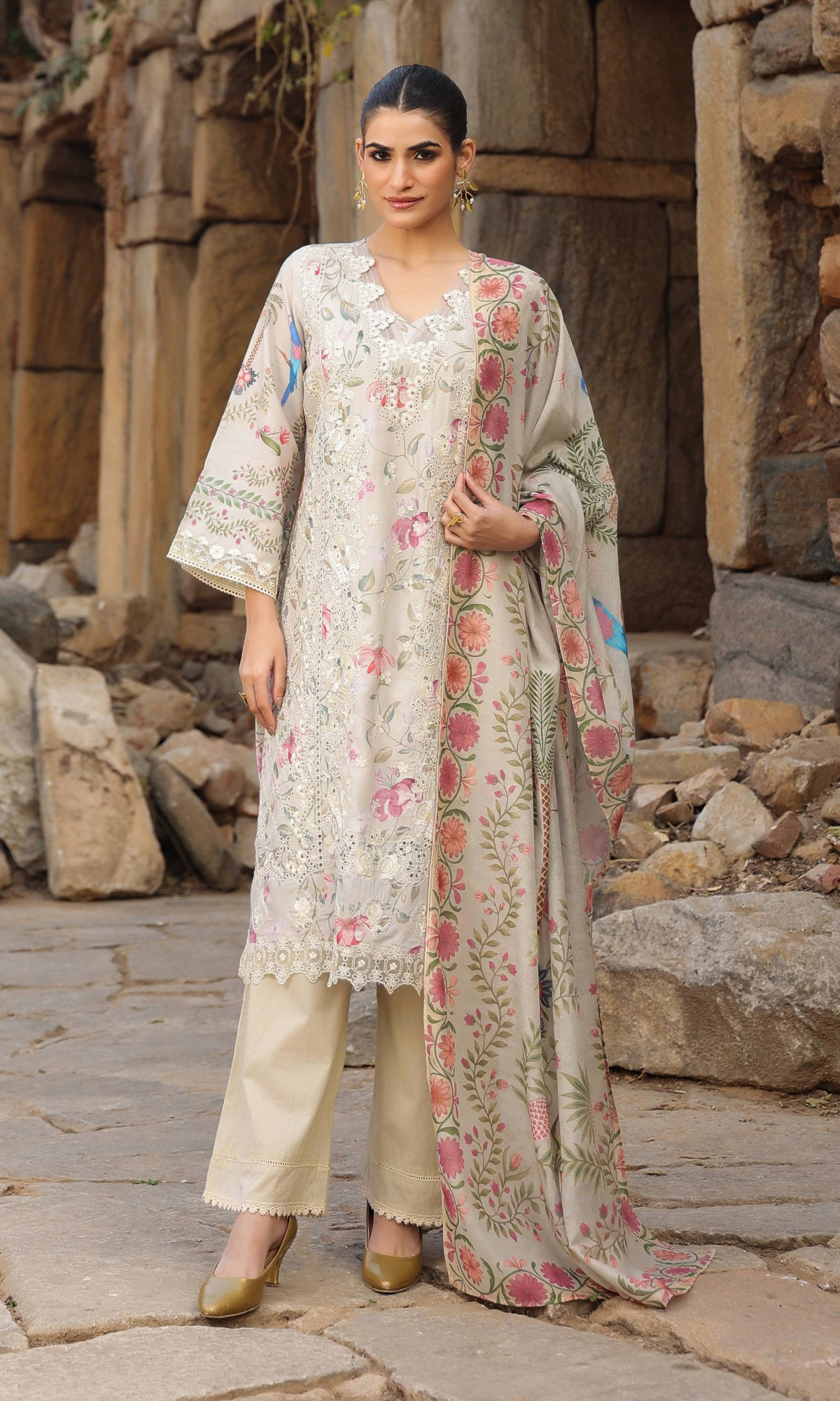 Ivory Rose Garden Embroidered Kurta Set