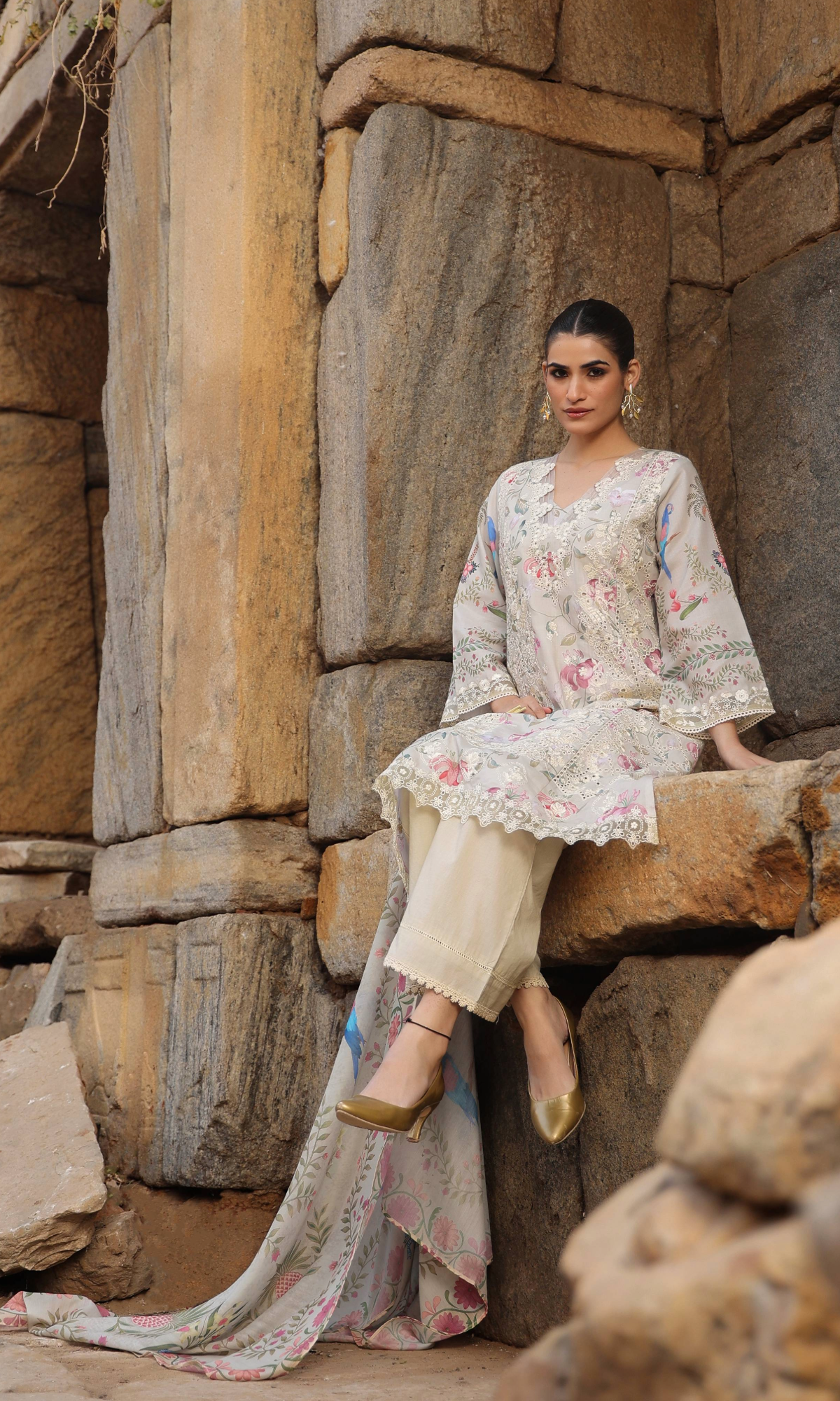 Ivory Rose Garden Embroidered Kurta Set