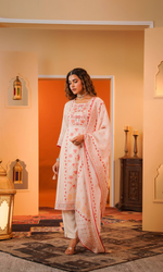 Ivory Floral Kurta Set With Dupatta
