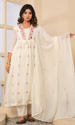 Ivory Grace Floral Kurta Set